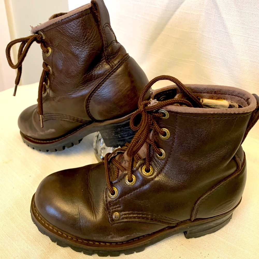 Skechers boots, brown, 6